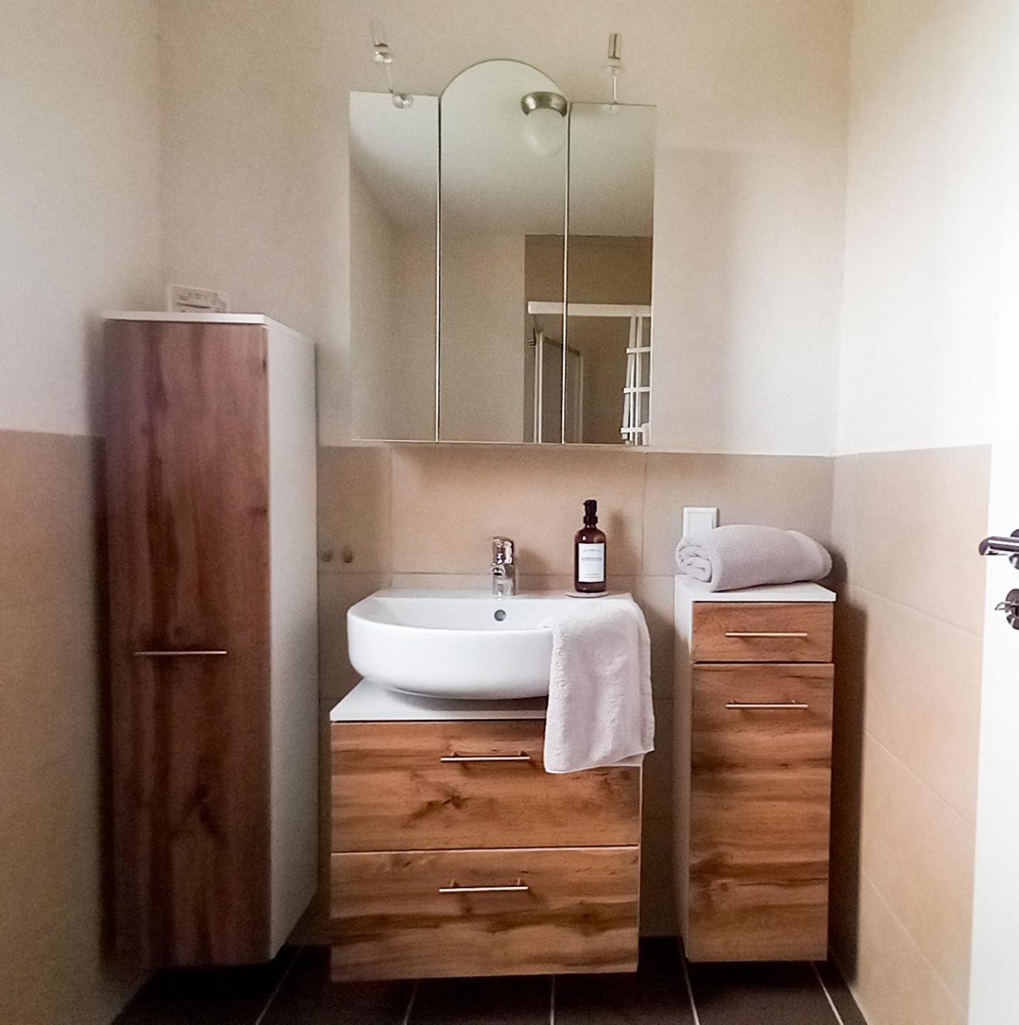 Ferienwohnung Evi'S Herzallerliebst Brilon Ngoại thất bức ảnh